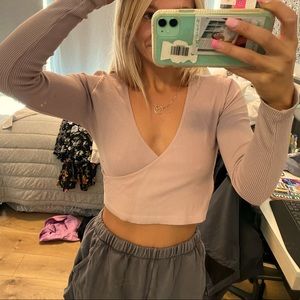 Baby pink wicking fabric seamless workout top!